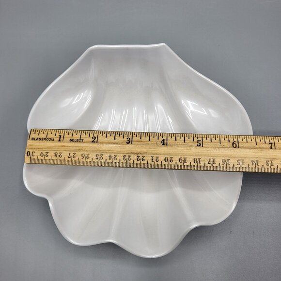 Clam Shell Shaped Serving Bowl with 6 Individual Bowls Melamine Pearl White - Picture 15 of 16